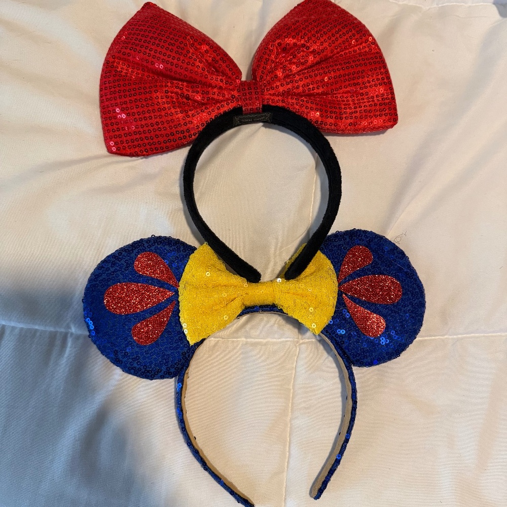 Disney Minnie Ears- both are included
